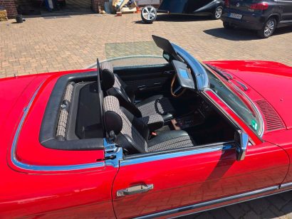 Schlossgarage Dumpe Südkirchen - Mercedes Benz 300 SL R107 Cabrio