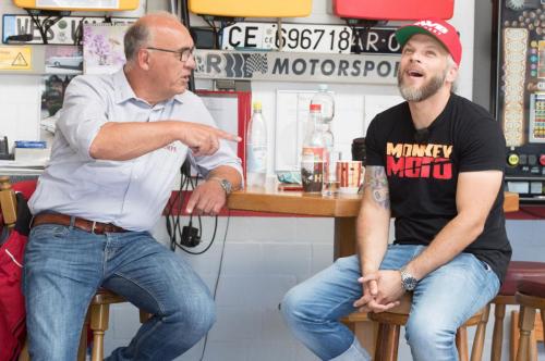 Sidney Hoffmann bei der Schlossgarage in Südkirchen