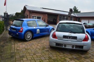 Renault Clio 3.0 V6 Sport